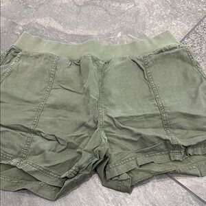 Faherty Olive Green Knit-Waist Athletic Shorts